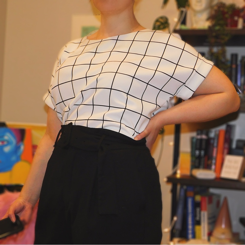 Melloday Chic Windowpane Black and White Short Sleeve Zip Up Tee Size M